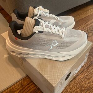 NEW On Cloud Cloudsurfer Next Fog Ivory Running Shoes Sneakers Women’s 8